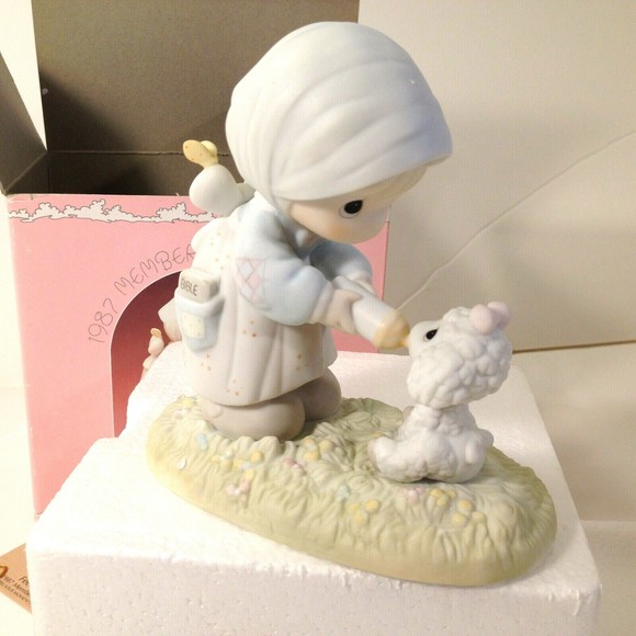 PRECIOUS MOMENTS  Feed My Sheep 1987 Members Only Figurine PM-871 w/Box - Picture 2 of 12